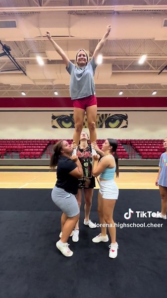Everyone’s favorite stunt rn! #cheerleading #cheer #cheerleader #cheersquad #highschool #highschoolcheer #cheerleaders #cheertok #fyp #foryou #cheerstunts🔥🙌 #cheerstunts #cheertiktok #cheerstunt #fnl