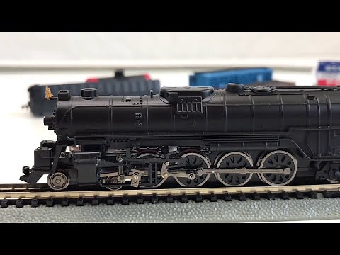 Bachmann N Scale EMPIRE BUILDER Train Set - Santa Fe Steam Locomotive and Freight