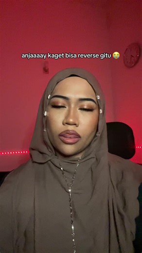 Reverse Challenge di TikTok: Mengungkap Rahasia Gaya Aisyah Dinda