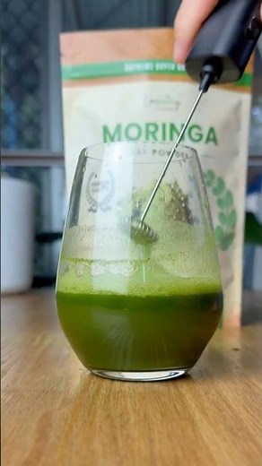 How to use Moringa powder 🌿 #moringaoleifera