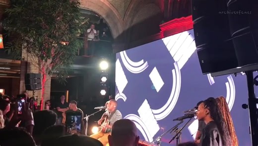 Daniel Caesar's Soulful Performance of 'Best Part'