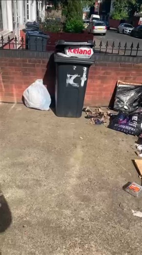 waste removal 🗑️ Your Friendly Waste Removal Services 👻 #householdwaste #wastemanagement #fyp #blowthisupforme #blowthisuptiktok