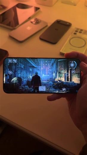 Ben Geskin on Instagram: "Hitman: Absolution is now fully playable on your phone with a great mobile port 👏 A full AAA experience, now on both Android and iOS. Available on Google Play (8,99€) and App Store (10,99€). Mobile gaming has come a long way 🔥📱 And I really hope we’ll see Dishonored and Far Cry 3 officially ported next 🤞"