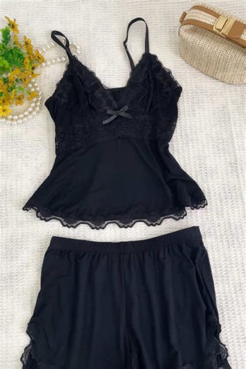 Obsessed with how the silky fabric glides on skin - barely-there but makes me feel powerful.🖤💫 Cozy lounge wear for homell #pajamas #piset #spotlight #tiktokmademebuyit #leaster