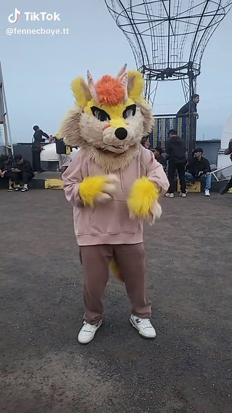 rat danceeeeeeeeee hey at least I tried :) #furry