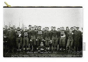 1921 Green Bay Packers Team Zip Pouch by Jon Neidert