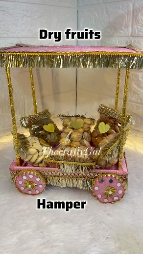Dry fruits hamper . . . . . Diy dry fruits hamper How to make dry fruit hamper Dry fruits packing ideas Dry fruits packing ideas for wedding Dry fruits packing decor ideas wedding vibes Wedding crafts Unique gift packing ideas . . . . #dryfruit #dryfruitspacking #wedding #weddingvideos #weddingdecor # | Thecrafty Gul