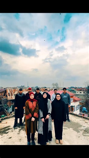 Future X Classes Parraypora on Instagram: "🚀 Something BIG is coming at FutureX New ideas. New energy. New opportunities. 👀 Stay tuned… #FutureX #ComingSoon #BigAnnouncement #nextlevel"