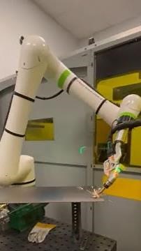 IPG LightWELD with Fanuc CRX 25iA Co Robot - Test Weld
