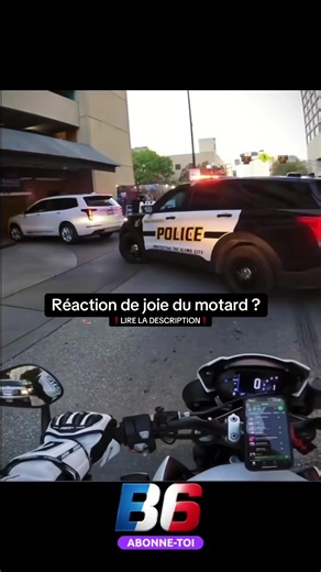 🔔 Abonne-toi pour découvrir les réalités du terrain, de la sécurité routière et des interventions de police à travers le monde. Dans cette vidéo filmée à San Antonio, aux États-Unis, un motard se fait couper la route à faible vitesse par un SUV Chevrolet lors d’une manœuvre particulièrement dangereuse. Quelques secondes après l’incident, on entend immédiatement la sirène d’un officier de police de San Antonio qui se dirige directement vers le SUV afin d’interpeller le conducteur après cet acte 