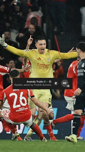 Absolute Cinema, Kiper Benfica Anatoly Trubin cetak gol menit akhir lewat sundulan 🤯 | Football Freak
