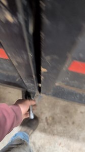 Easy solution to hold the tailgates open | Smith Repair & Fab