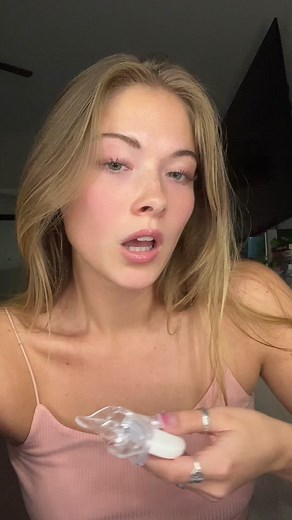 Whitening Fake Tooth: Can You Whiten Fake Teeth?