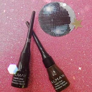 Nuestro Almay Liquid Liner es perfecto para esos días de fiesta 🎉🎉 La tendencia del graphic eyeliner será la sensación en tus ojos✨🤩 ¿Preparada para tu Viernes? | MakeUp Store DLP