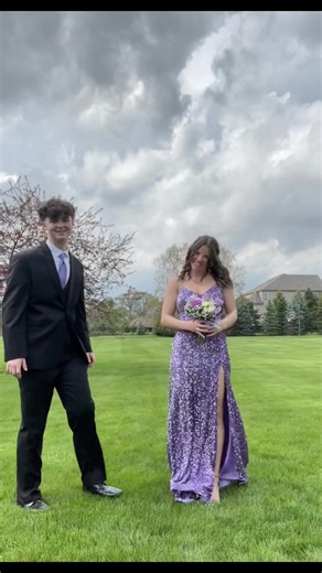 3rd prom post 😬😬😬