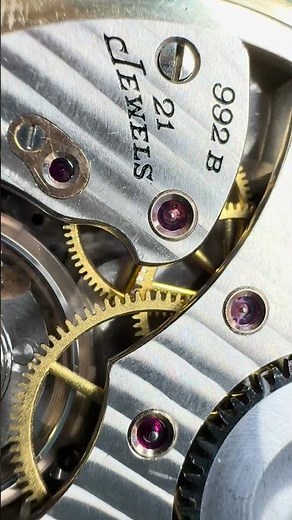 21 Jewels of American Watchmaking Brilliance