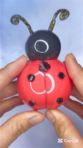 This Ladybug Reverse Is So Satisfying 🐞🔁