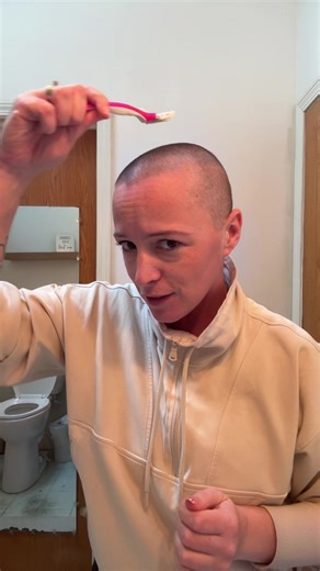 Going completely bald… once? 🤔 #psoriasis #psoriasisawareness #buzzcut #baldhead #adviceplease