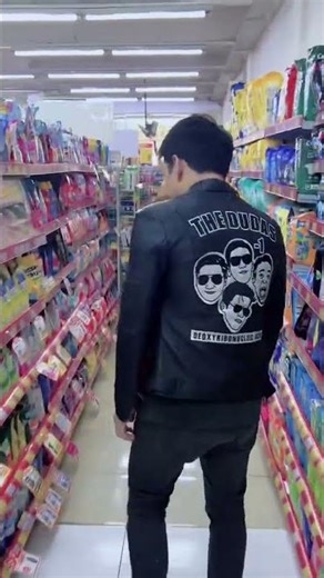 cari apa nih di Alfamart kira kira komen best #arielnoahfans