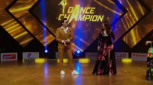 Paul shah & puja sharma dancing champion ctaze🙄😘😍#paulshah | Bhuwan Pandey