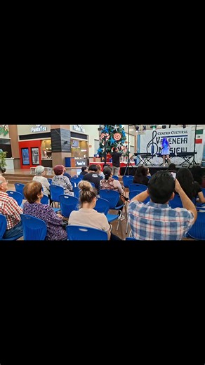 Isela Marian Montes Osorio Talento " Valencia Music " es evidente el avance y la porra que tal: En primer lugar susvAbuelitos Conrado Montes Hernández María del Rosario Núñez Vizcarra y sus papás; Jorge Enrique Montes Núñez e Isela del Carmen Osorio Durán. Felicidades !!! (Para "FACESnews" César VALENCIA). | Cesar Valencia Marquez