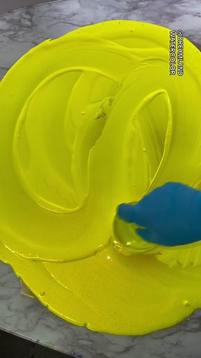 Squeeze from the Poolside Collection is such a bright yellow with fun iridescence🥰 #art #watercolor #painttok #asmr