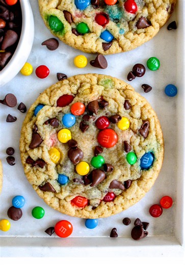 If you’re making cookies from scratch they better be good and these Loaded M&M Cookies are soooo worth it 🤩 absolutely loaded to the max wi tbh mini & regular chocolate chips & m&ms, buttery, with crispy edges, aka the perfect cookie 🍪 for the full recipe click the link in my bio & search Loaded M&M Cookies or google Loaded M&M Cookies My Messy Kitchen #recipe #cookies #easyrecipe #bakingtiktok #fyp