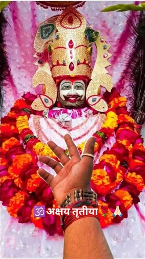 Please place my request at the feet of Bihari ji 🌹🙏🏻🪔🚩🪈#khatuwalashyam #khatushyam #khatu #shyamb...