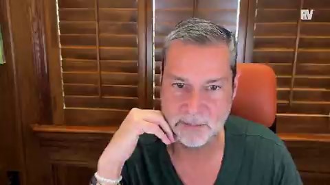 Raoul Pal: “The entire banking system will go to ETH”Raoul explains:“I find it hilarious that 1.5-2 years ago people were like, ‘ETH is dead.’ I’m like, 'No, the entire banking system will go to ETH.' That doesn’t mean it’s a mono-chain world, but I know how banks work… It’s really for them about Lindy effects — things that survive; things that you don’t get fired for; things that are proven — because nobody wants to lose their jobs over new technology.”Etherealize co-founder Danny Ryan adds to 