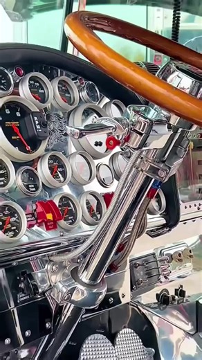 A $13.2 million truck with a 27.9-liter V24 engine, 24 exhausts shooting fire, and zero visibility through the windshield. Built by the eccentric magnate Mike Harrah, this monster costs more than four Bugattis and redefines what mechanical insanity really means.#LuxuryCars #truck ##ExtremeEngineering #V24Monster