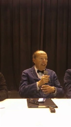 La #ia #ias #ai #inteligenciaartificial no es más que un programa informático #reels #shorts