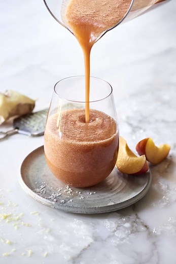 Delicious Nectarine Smoothie - The Blender Girl
