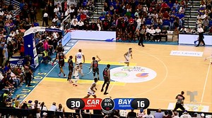 "Quítate del medio chamacho" Ismael Romero con el donqueo | Telemundo PR