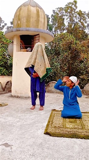 নামাজ শুধুমাত্র দেহের ক্রিয়া নয় এটি আমাদের আত্মার পূর্ণতা #shorts #shortsviral #islamic #trending