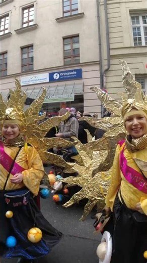 Karneval München -Faschingsumzug der damischen Ritter - German Festivals