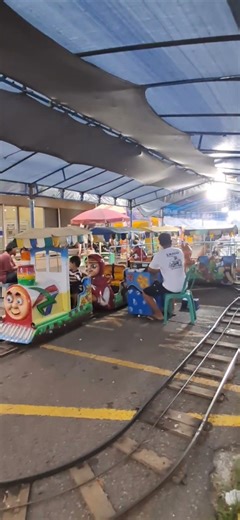 naik kereta api thomas