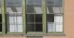 Two children critically injured after falling from White Oak apartment building window