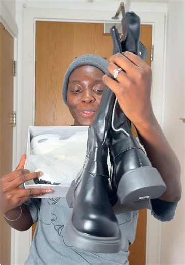 How gorgeous are these boots and sneakers #winterboots #kneehighboots #boots #sneakers #tiktokmademebuyit