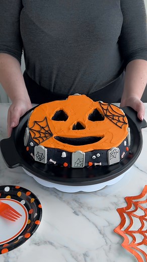 The countdown to Halloween has begun! Whip up a festive pumpkin cake in our Non-Stick Pumpkin-Shaped Cake Pan for an extra special spooky season 🎃 | Wilton Cake Decorating