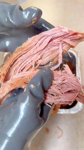 265K views · 1.9K reactions | Smoked Pulled HAM | The Best way to Cook Ham! #ham #bbq #easyrecipe #thanksgiving #holidays #smokedmeat | EatingwithEdward | Facebook