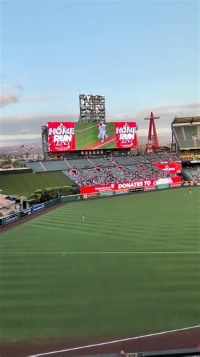 Mike Trout homers as the Angels get one run back
