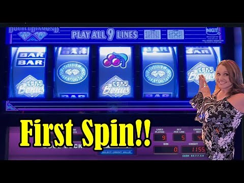Instant Jackpot Joy: Lucky First Spin on a Slot Machine!