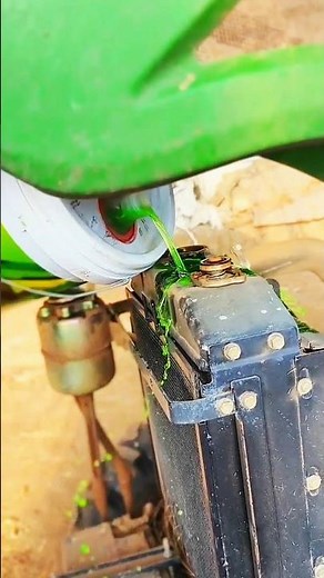 Radiator Coolant Filling Process Prevent Engine Overheating #Shorts #Coolant #Maintenance #radiator