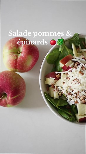 Salade pommes & epinards Ingredients (la quantité dépend de la grosseur de la salade désirée) -Épinards -Pommes -Oignons rouge -Pacanes -Fromage râpé Vinaigrette: 3 c. à soupe d’huile d'olive 2 c. à soupe de vinaigre de cidre de pomme 2 c. à soupe de sirop d'érable 1 c. à soupe de moutarde de Dijon 1 gousse d'ail émincée finement Sel et poivre Simple & tellement bon 😋😋 #automne #salade #pommes #applerecipes #freshfood #recettesimple #recettesante