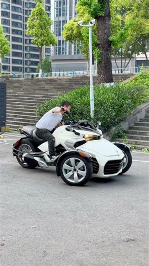 ZERO BALANCE Needed! Why This Bike NEVER Tips Over 🚀