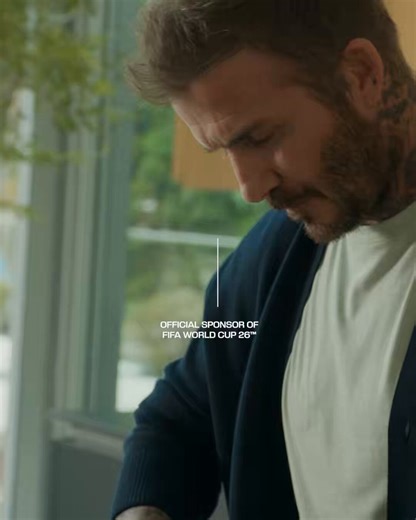 ✅ They actually did it: Messi, Beckham, Henry, Putellas and Steve Carell, all together IRL for a watch party with fans……but only the ones with Lay’s #NoLaysNoGame@Lays_Football@FIFAWorldCup