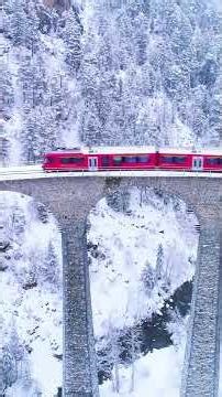 Most Beautiful Snowfall | 120FPS Ultra HD Winter Short + Calm Music”