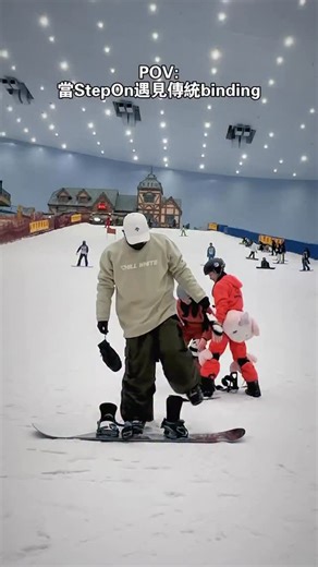 Snow66 on Instagram: "Snow66高端裝備租用1月優惠step on 三件套198 傳統 三件套150 網紅雪服148 普通雪服99 烏龜護具35 內護75 頭盔35 ❄️深圳華發店step on 10次卷$1782港幣 ❄️廣州融創店step on 10次卷$1332港幣"