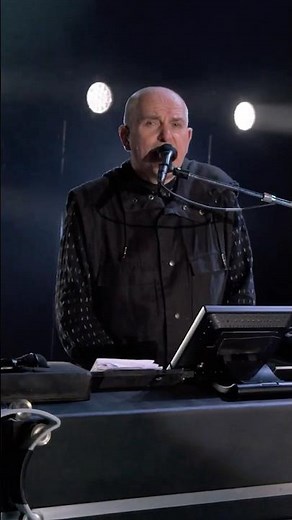 A #throwback to Peter performing That Voice Again from the Growing Up tour in Milan in 2003.