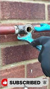 Remember this Trick from pro Plumbers! How to REMOVE BROKEN FAUCET Threads without special tools.